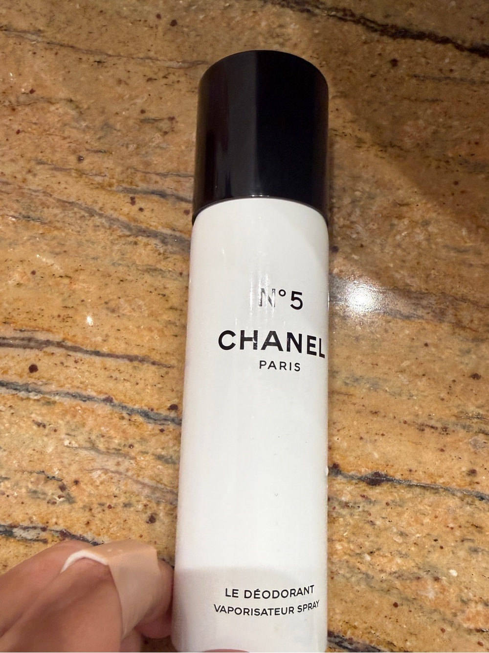 CHANEL No.5 Deodorant Spray in White and Black